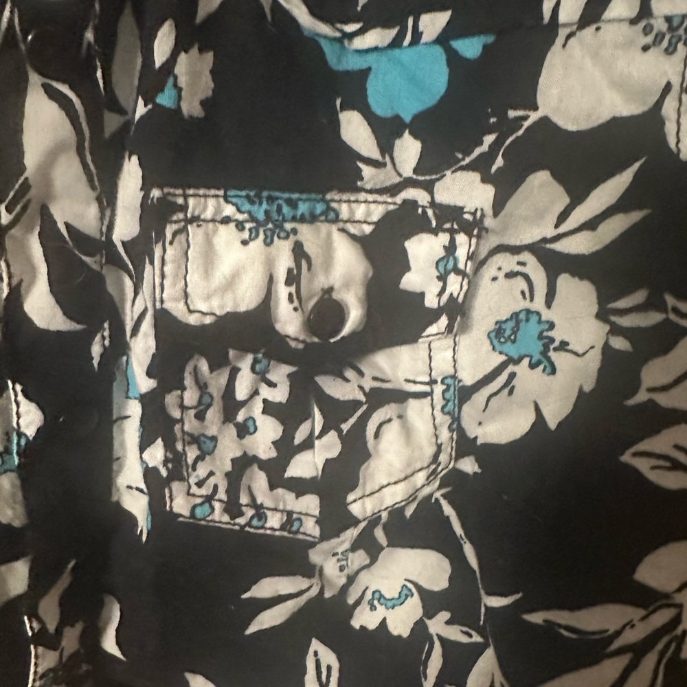 Oleg Cassini Weekend Floral Button Down Blouse Medium Black Blue Cotton - Picture 11 of 12